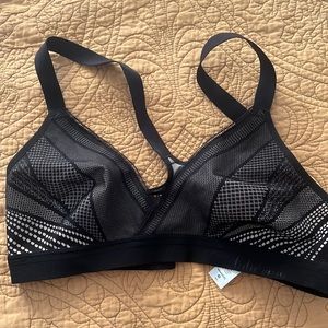 Lululemon bra